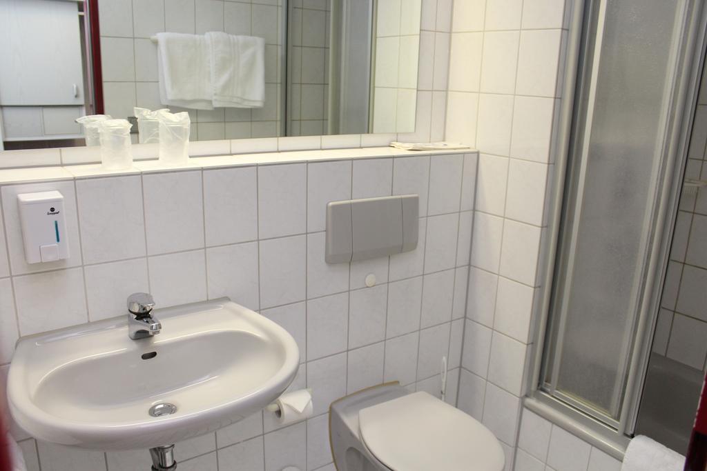 A.C. Hotel Hoferer Stuttgart Room photo