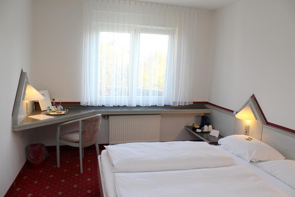 A.C. Hotel Hoferer Stuttgart Room photo